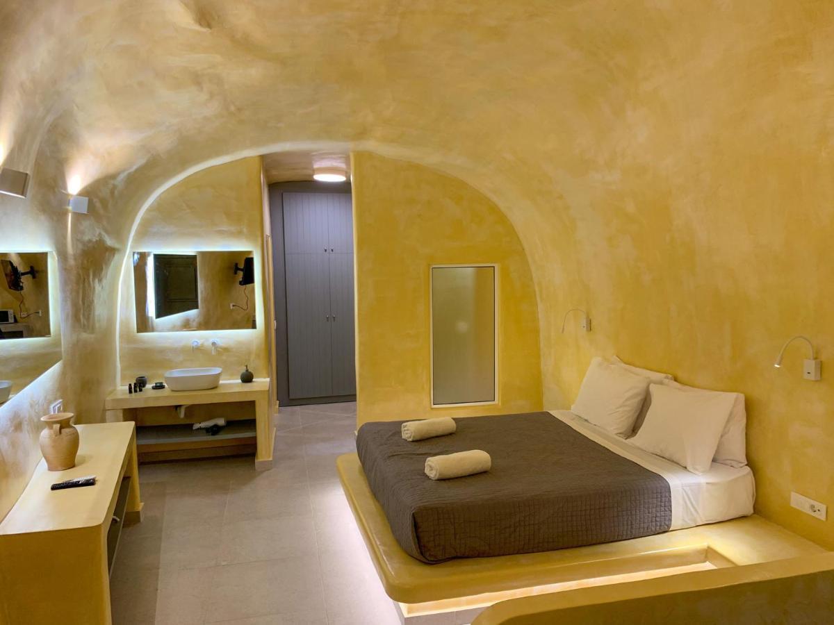 M Residence Santorini Conelia Cave Fíra Kültér fotó